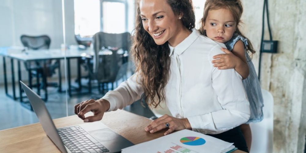 7 Tips for Empowering Mothers in the Workplace